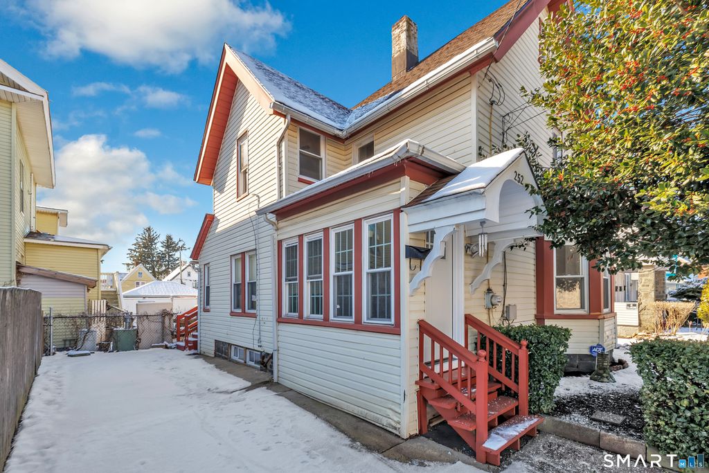 Photo of 252 Shelton Street, Bridgeport, CT 06608 (MLS # 24149949)