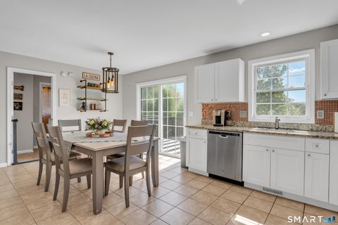 Tiny photo for 8 Foot Circle #8, Wallingford, CT 06492 (MLS # 24164094)
