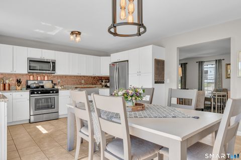 Tiny photo for 8 Foot Circle #8, Wallingford, CT 06492 (MLS # 24164094)