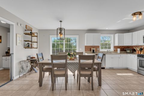 Tiny photo for 8 Foot Circle #8, Wallingford, CT 06492 (MLS # 24164094)