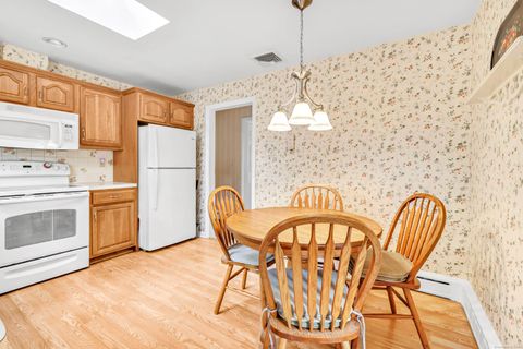 Tiny photo for 14 Oakland Drive, Trumbull, CT 06611 (MLS # 24136348)