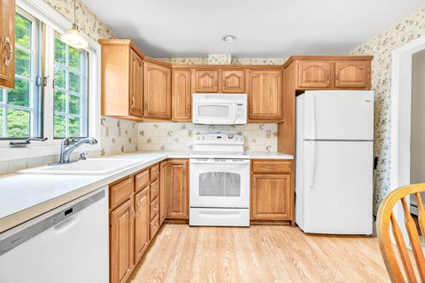 Tiny photo for 14 Oakland Drive, Trumbull, CT 06611 (MLS # 24136348)