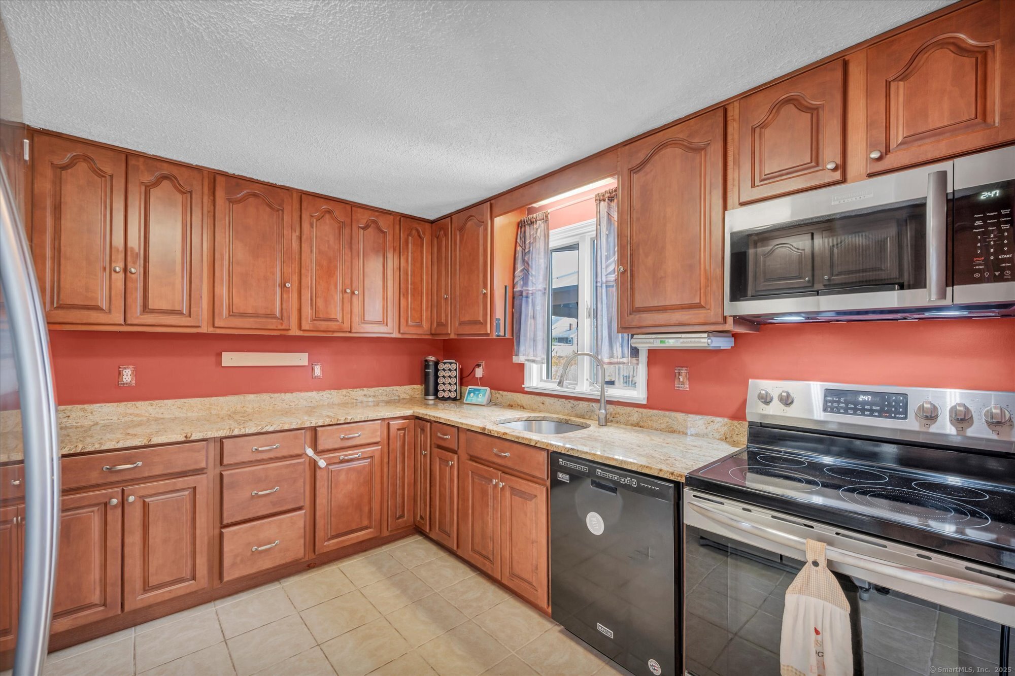 117 E Side Drive, Wallingford, Connecticut image 9