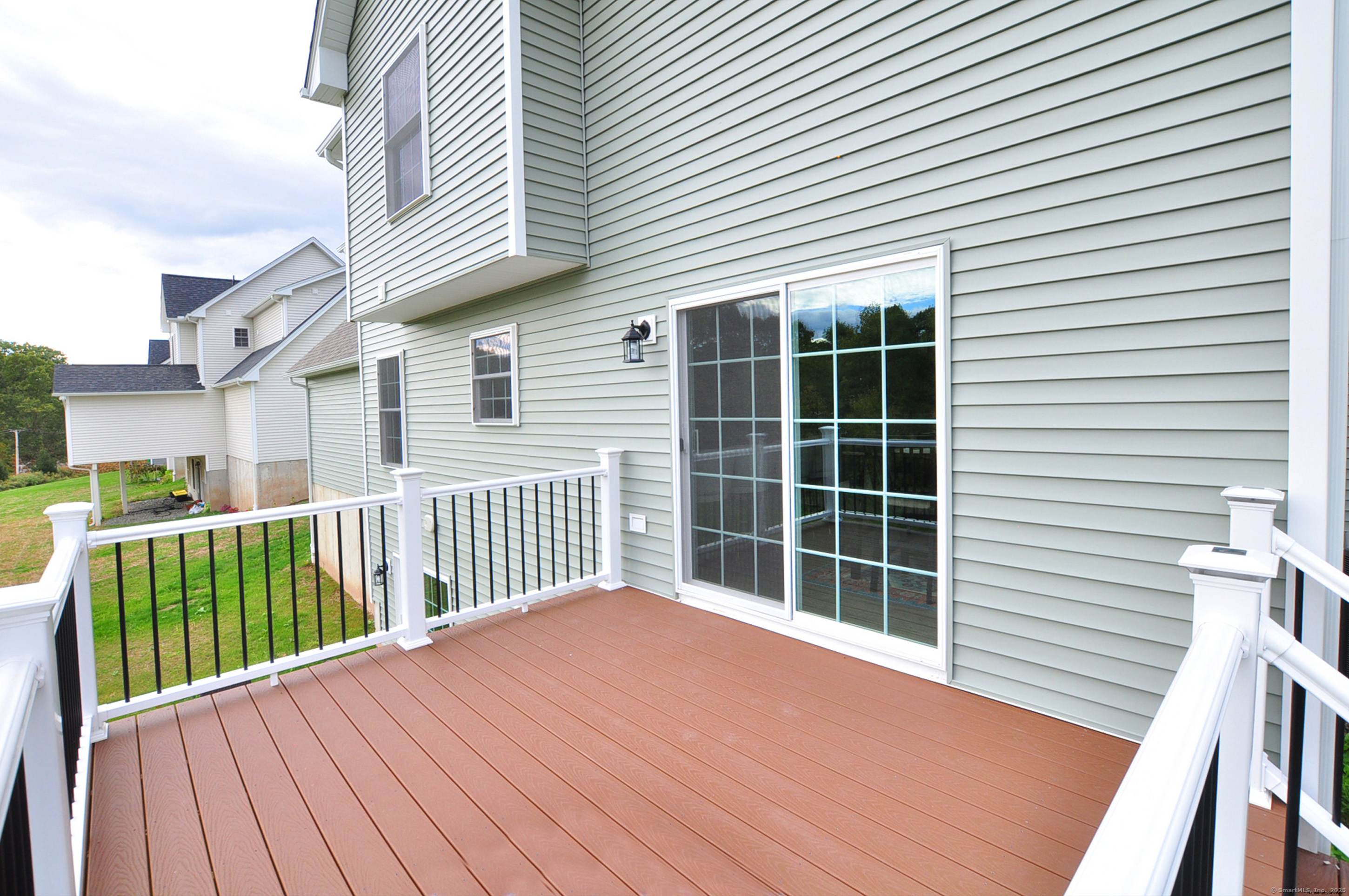 34 West River Road