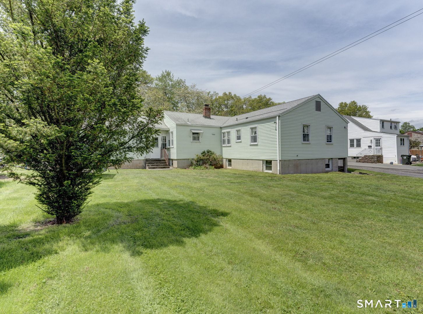 950 Willard Avenue