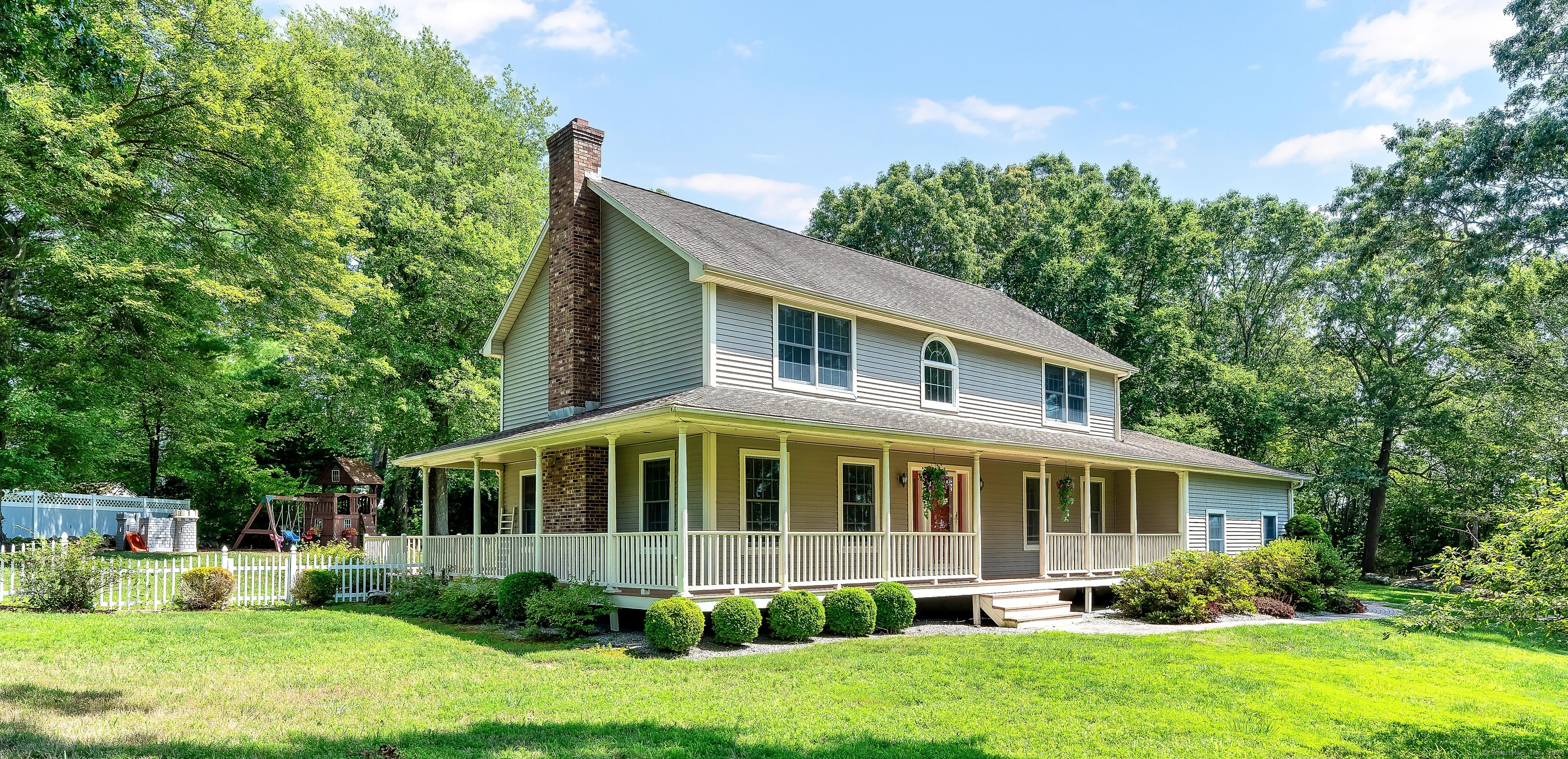 View Essex, CT 06426 house
