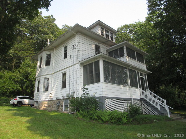 249 Hawthorne Avenue