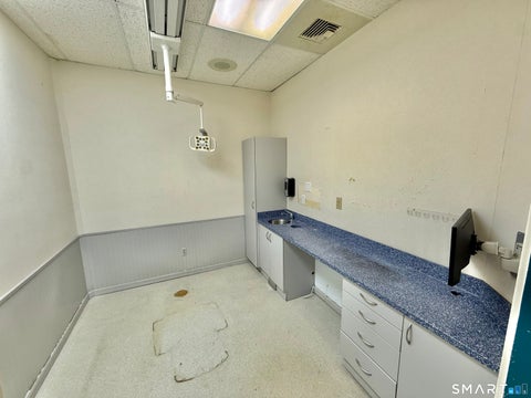 Tiny photo for 324 Elm Street #101B, Monroe, CT 06468 (MLS # 24212689)