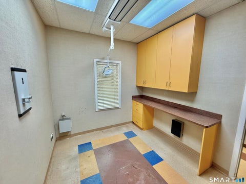 Tiny photo for 324 Elm Street #101B, Monroe, CT 06468 (MLS # 24212689)