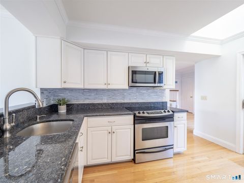 Tiny photo for 36 Wilton Crest #36, Wilton, CT 06897 (MLS # 24149541)