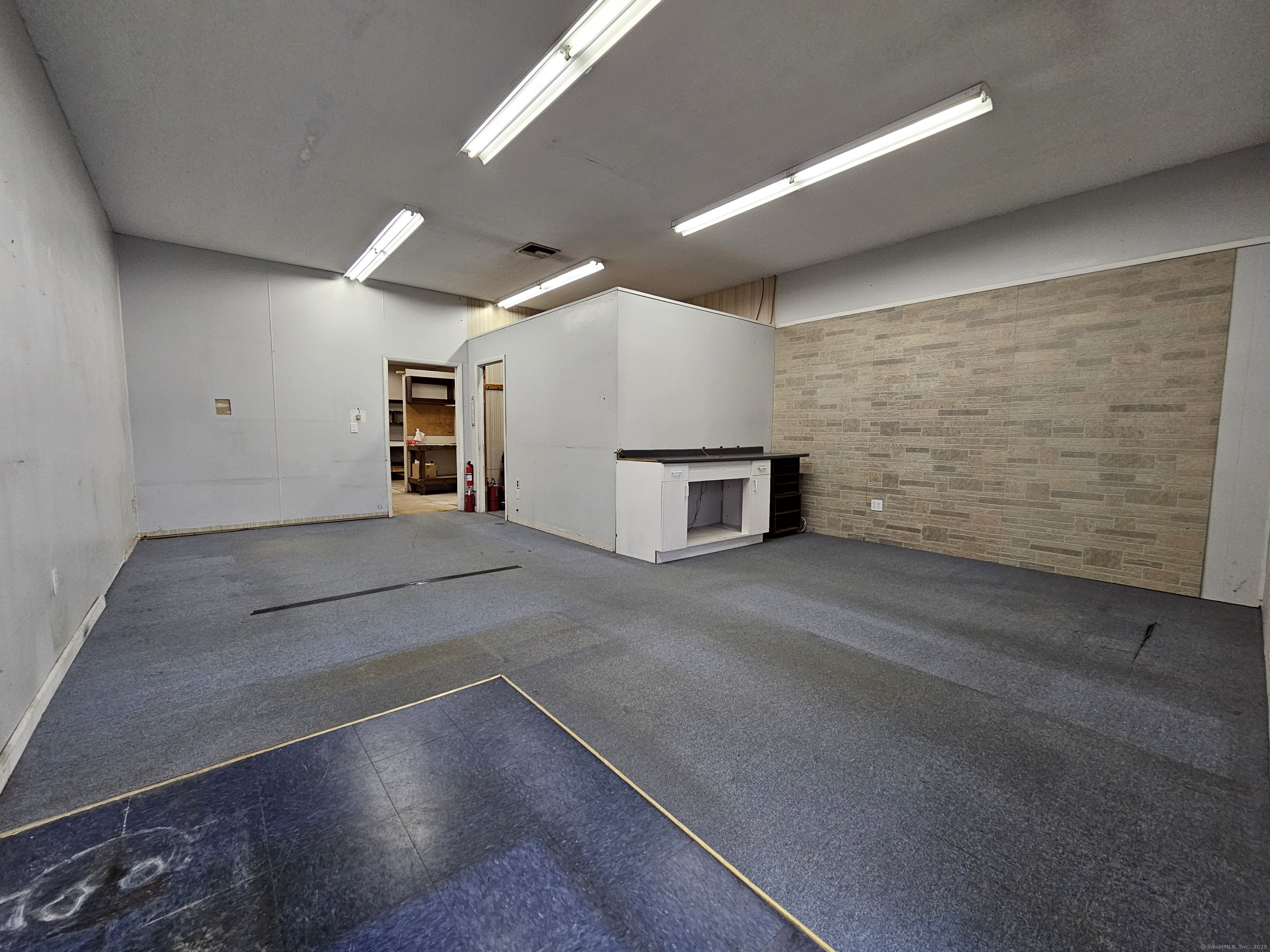 122 Prospect Hill Road 13