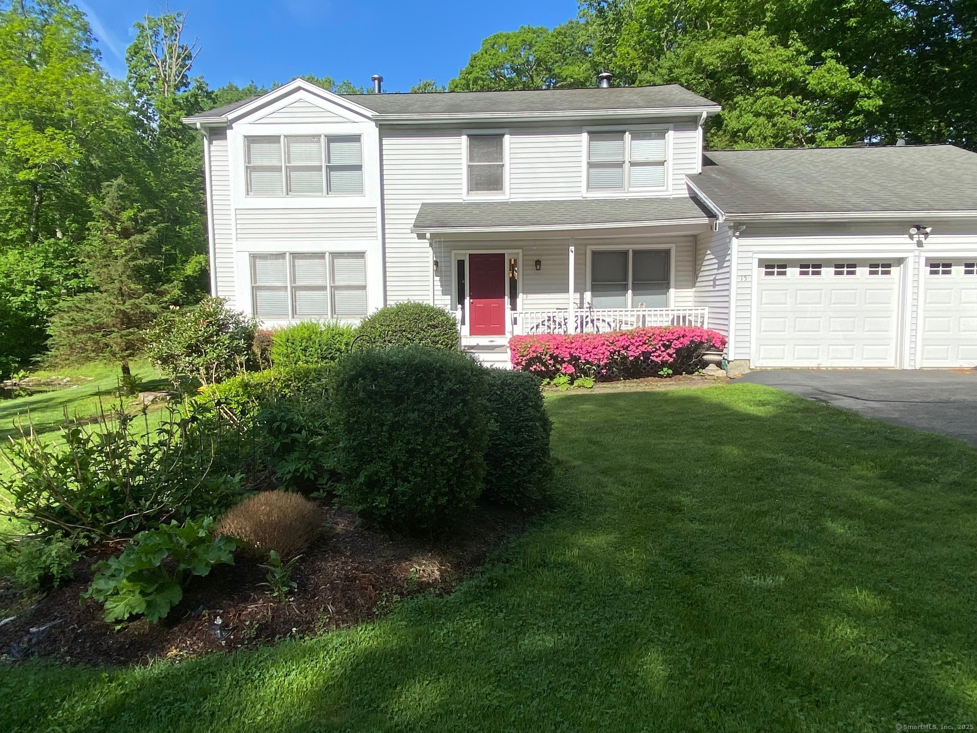 15 Joseph Drive, Oxford, Connecticut image 1