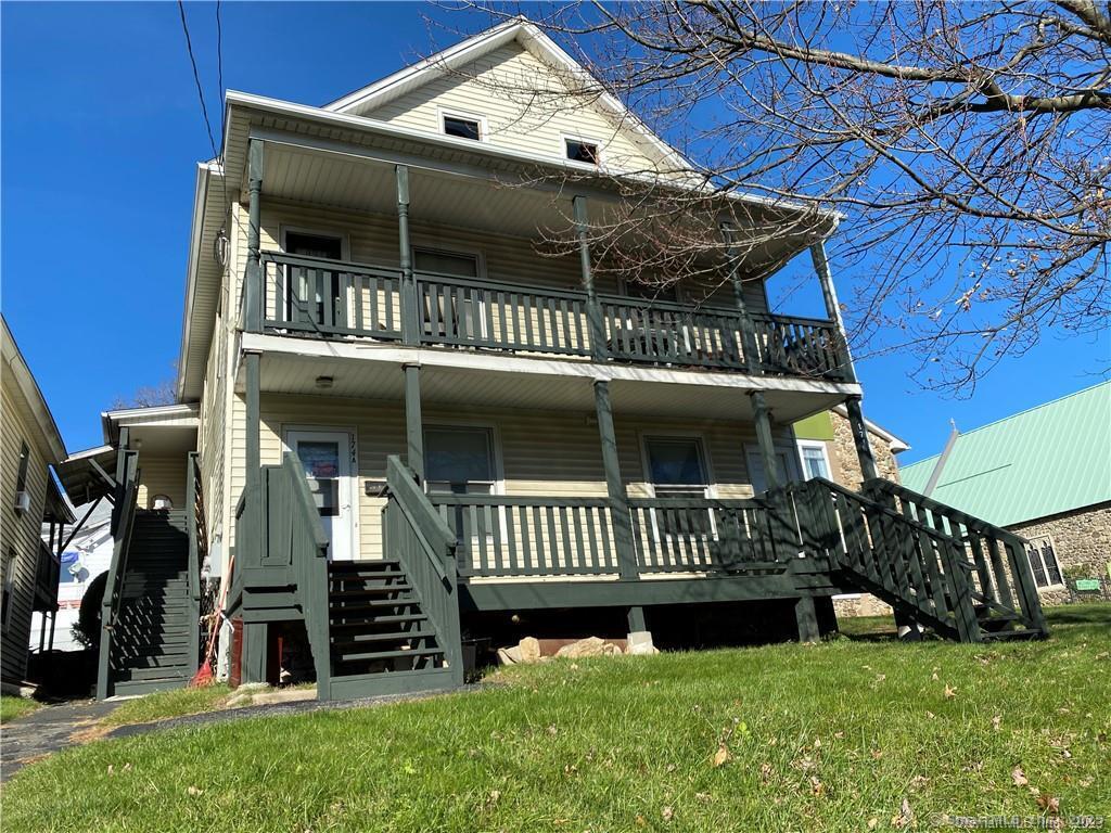 Main Street C, Winchester, Connecticut - 1 Bedrooms  
1 Bathrooms  
3 Rooms - 