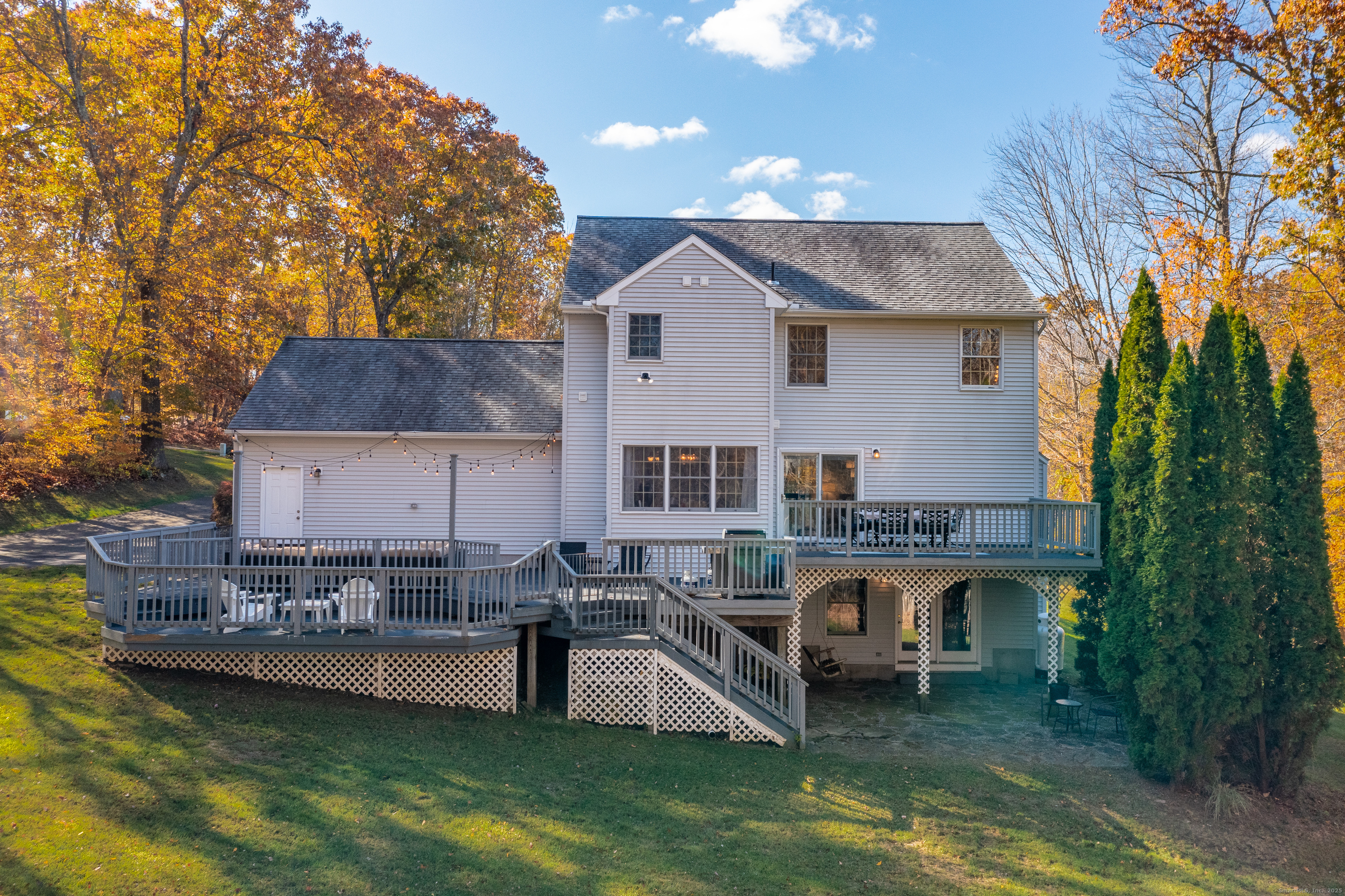 Coventry, Connecticut 06238, United States, 3 Bedrooms Bedrooms, ,4 BathroomsBathrooms,Residential,Pending,250178