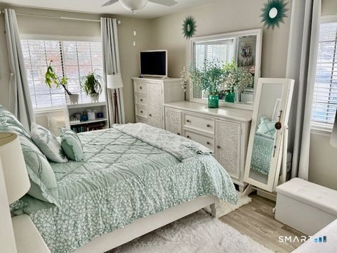 Tiny photo for 4 Arlington Court #4, Brookfield, CT 06804 (MLS # 24150065)