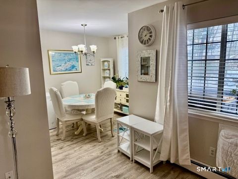 Tiny photo for 4 Arlington Court #4, Brookfield, CT 06804 (MLS # 24150065)