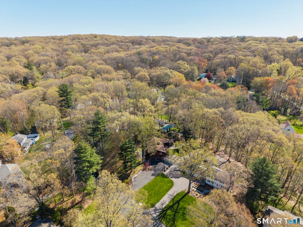 Photo of 44 Knollwood Drive, Glastonbury, CT 06033 (MLS # 24170586)