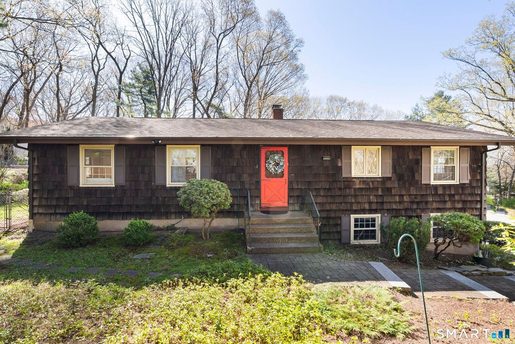 Photo of 44 Knollwood Drive, Glastonbury, CT 06033 (MLS # 24170586)