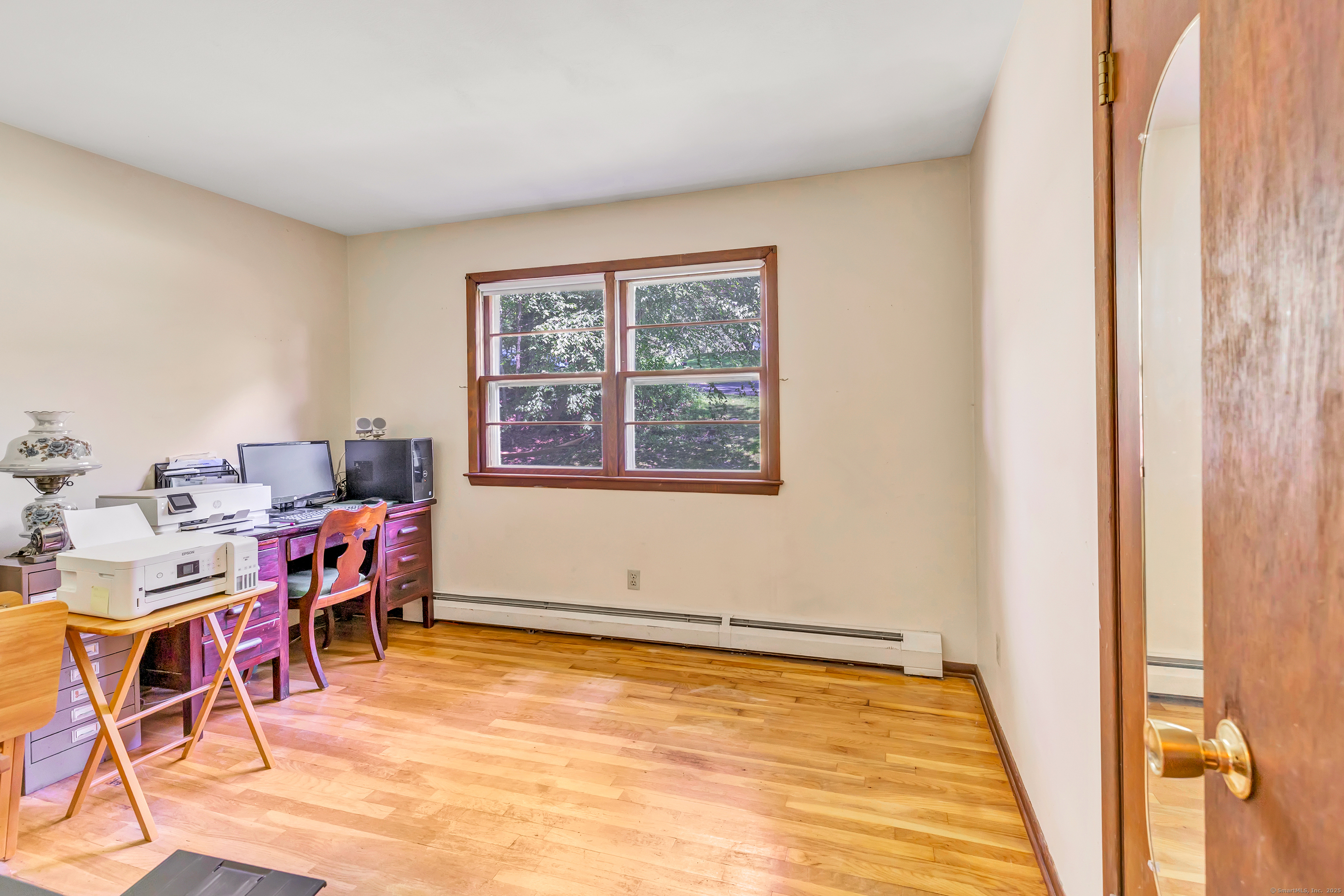 Shelton, Connecticut 06484, United States, 4 Bedrooms Bedrooms, ,2 BathroomsBathrooms,Residential,Coming Soon,163306