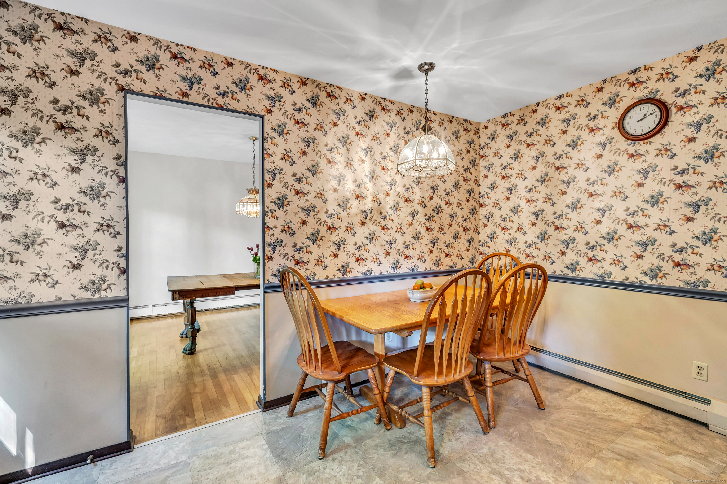 Shelton, Connecticut 06484, United States, 4 Bedrooms Bedrooms, ,2 BathroomsBathrooms,Residential,Coming Soon,163306