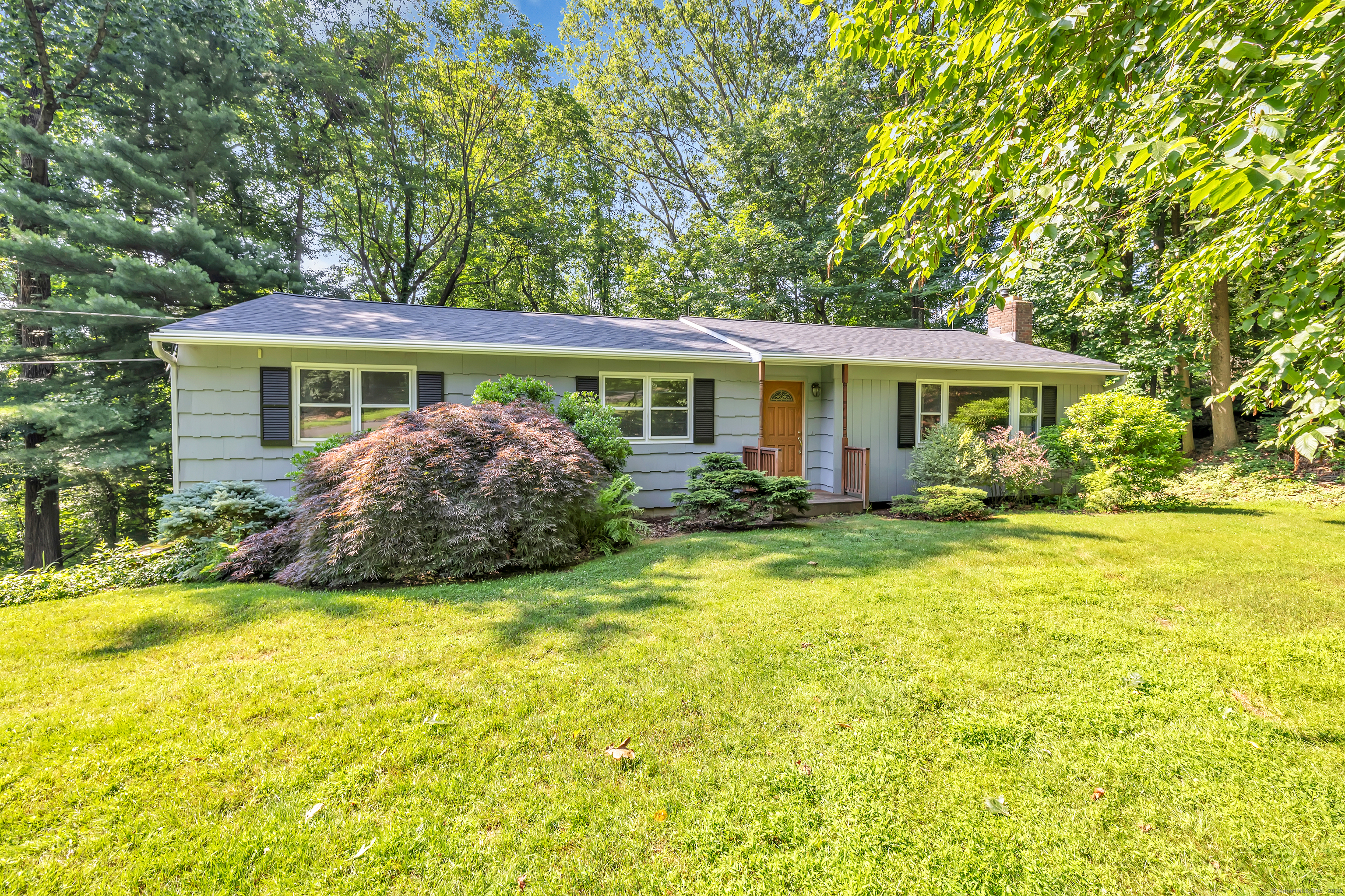 Shelton, Connecticut 06484, United States, 4 Bedrooms Bedrooms, ,2 BathroomsBathrooms,Residential,Coming Soon,163306