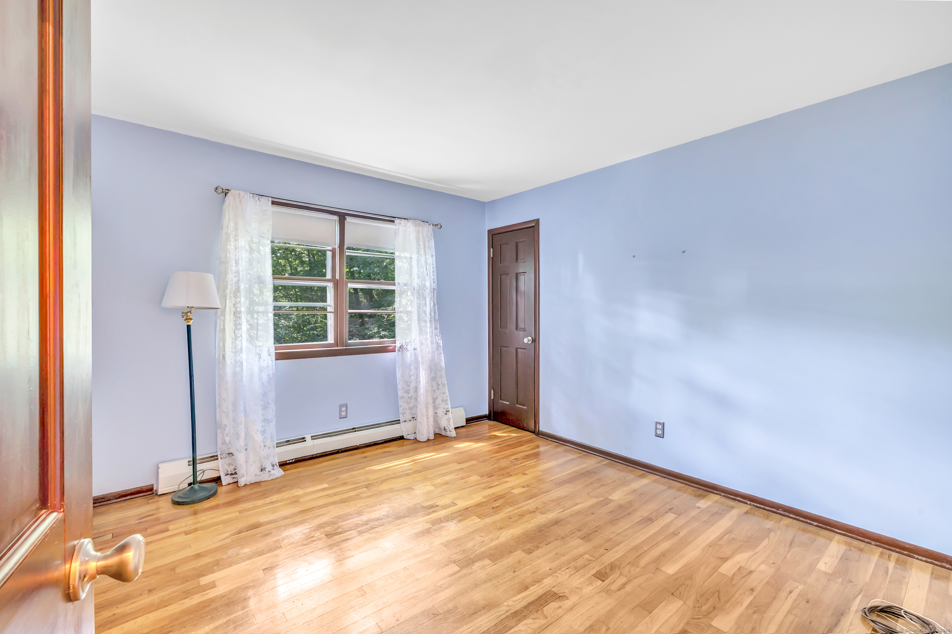 Shelton, Connecticut 06484, United States, 4 Bedrooms Bedrooms, ,2 BathroomsBathrooms,Residential,Coming Soon,163306