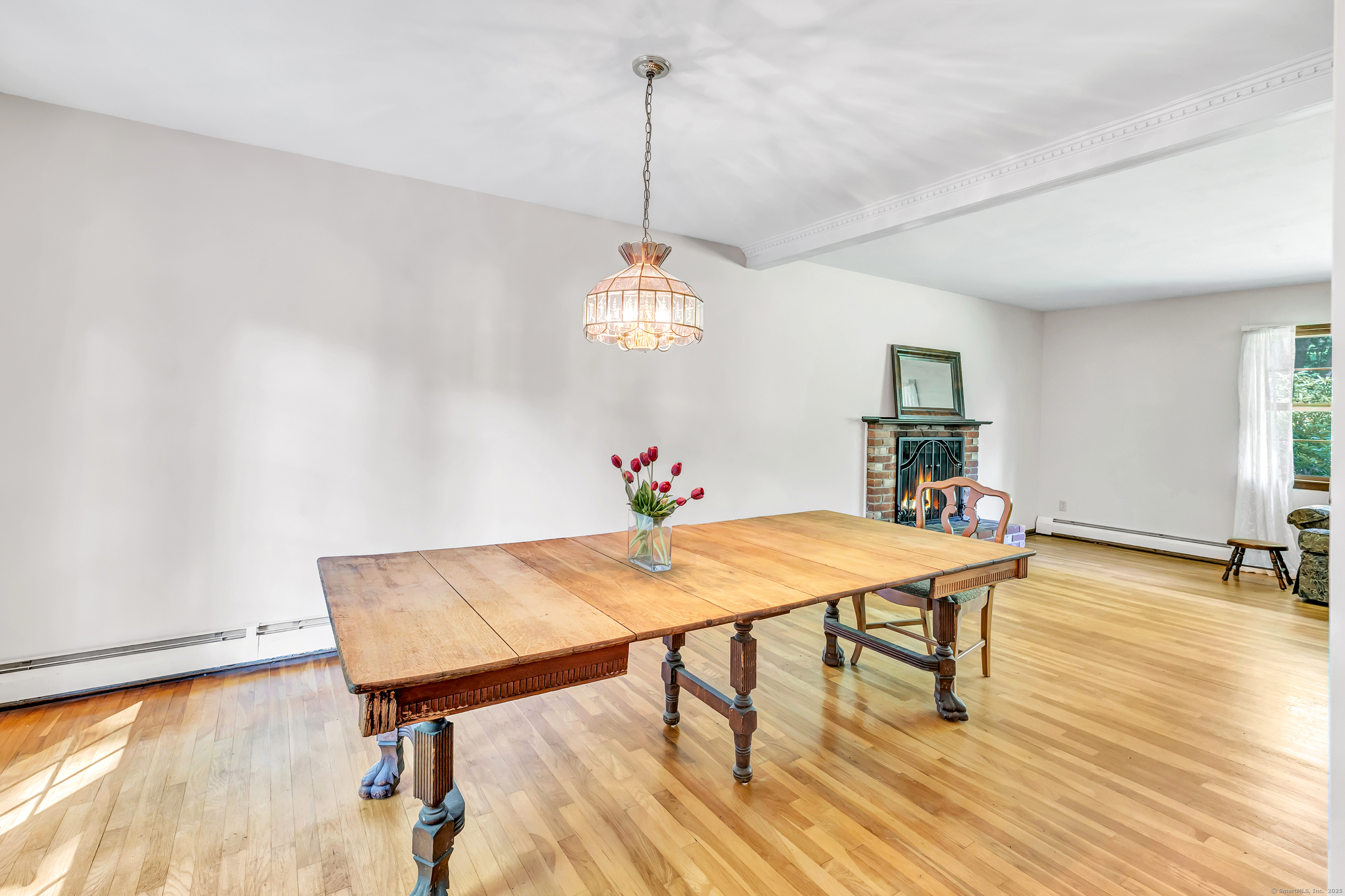 Shelton, Connecticut 06484, United States, 4 Bedrooms Bedrooms, ,2 BathroomsBathrooms,Residential,Coming Soon,163306