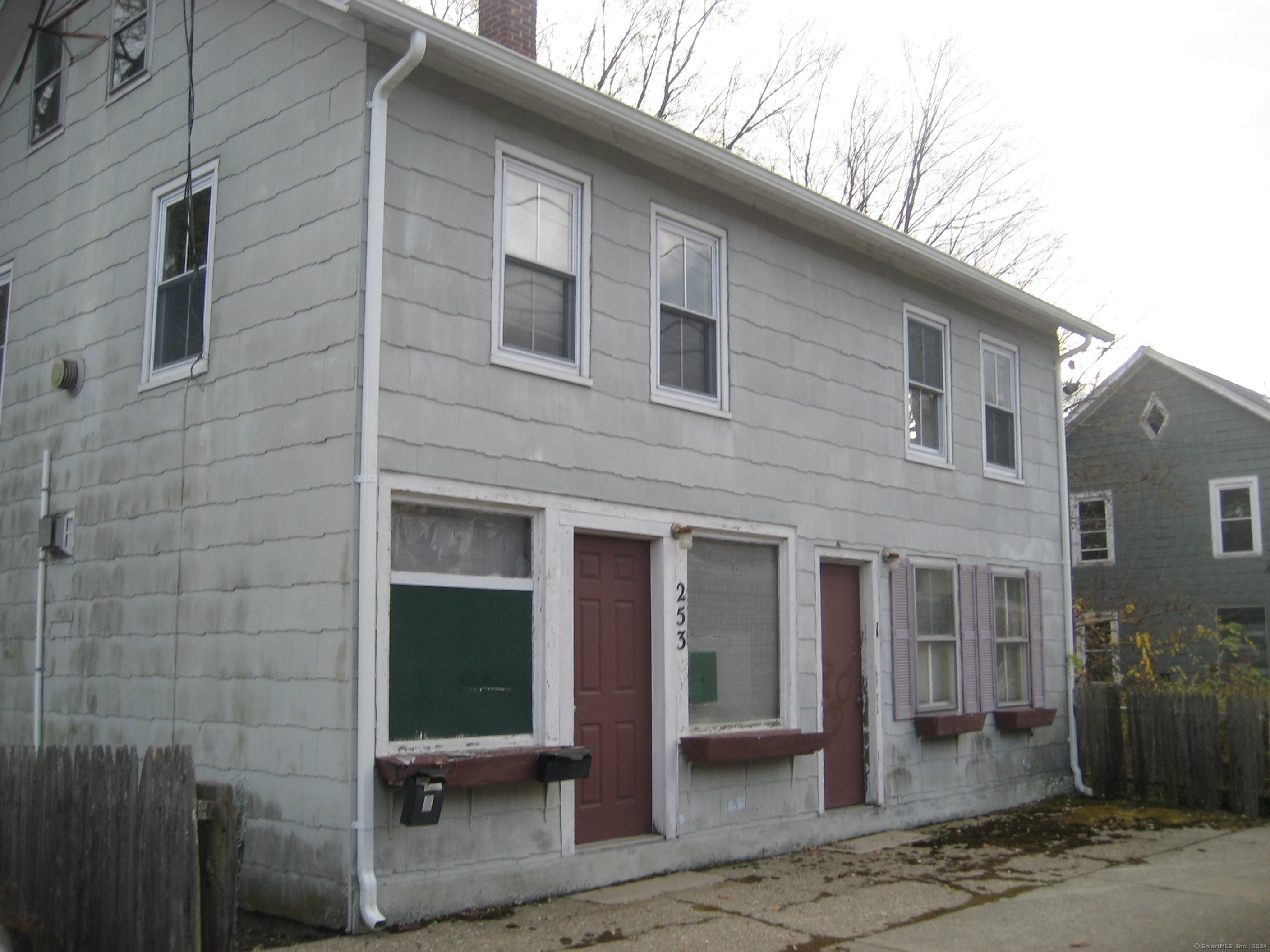 Property for Sale at Main Street, Norwich, Connecticut - Bedrooms: 4 
Bathrooms: 3 
Rooms: 8  - $162,000