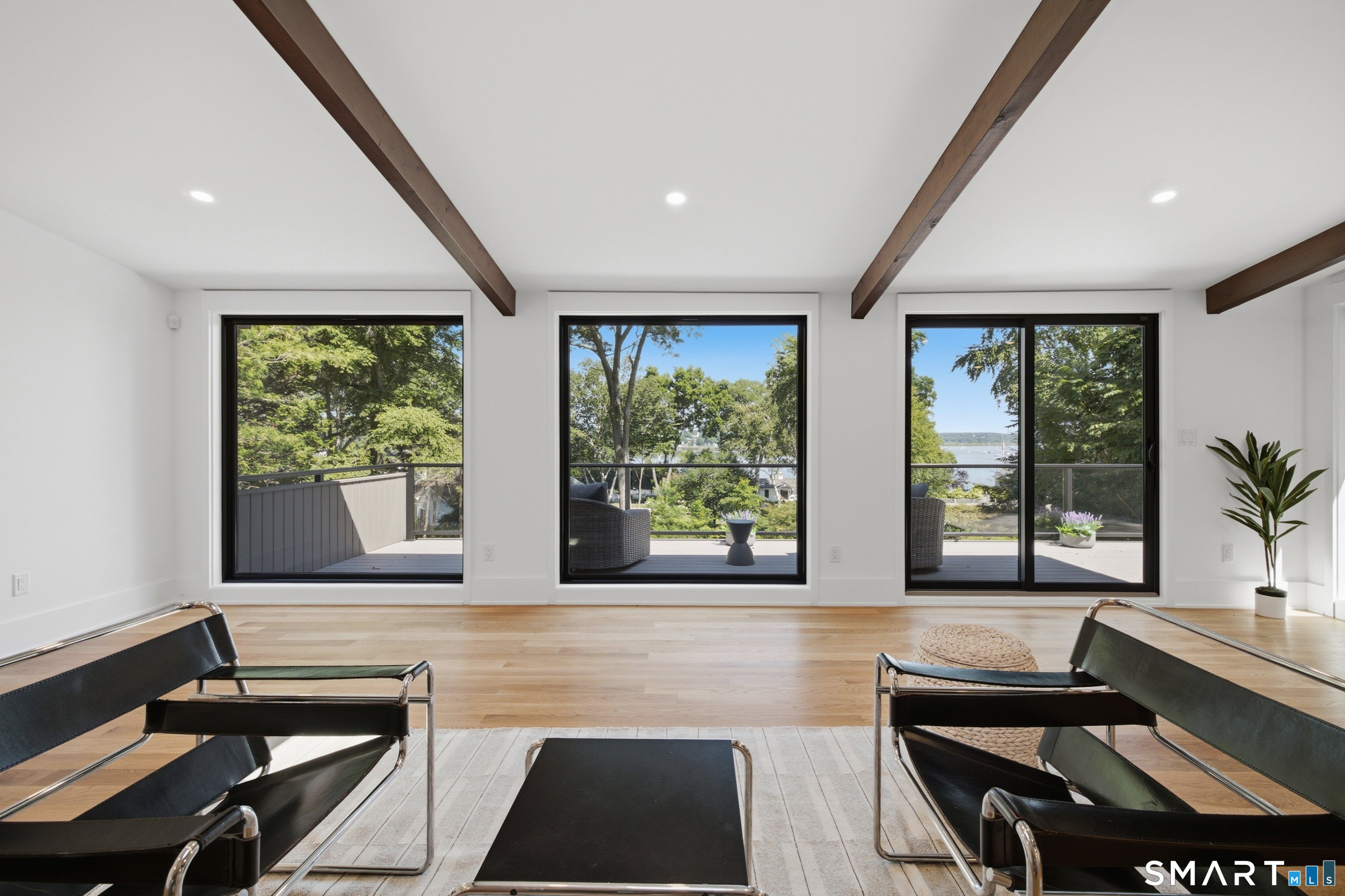 5 Hemlock Drive