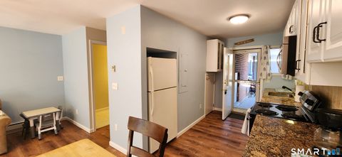 Tiny photo for 111 West Walk #111, West Haven, CT 06516 (MLS # 24182965)
