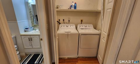 Tiny photo for 111 West Walk #111, West Haven, CT 06516 (MLS # 24182965)