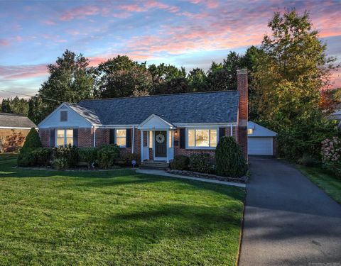 Photo of 69 Fairwood Farms Drive, West Hartford, CT 06107 (MLS # 24134775)