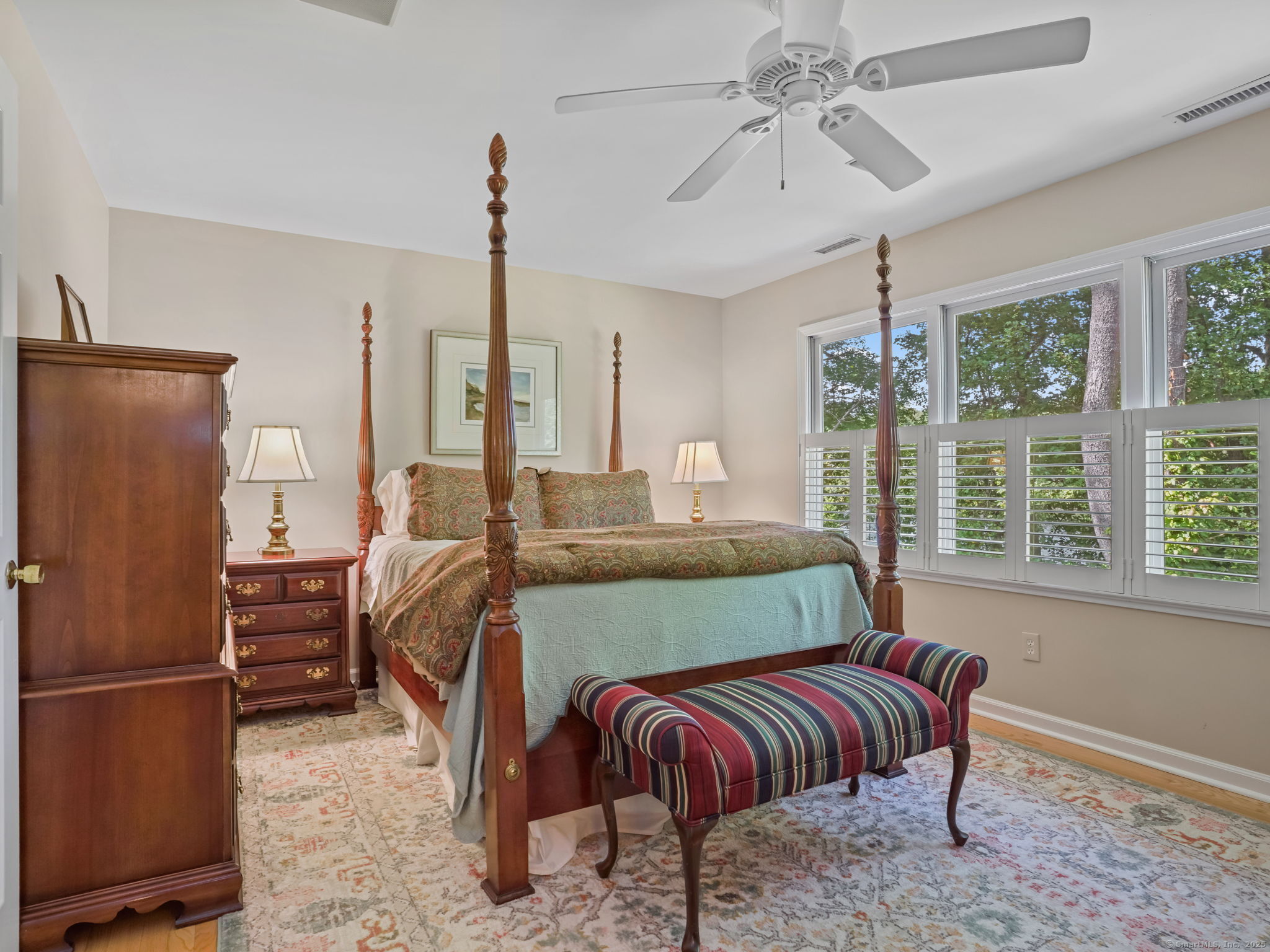 Shelton, Connecticut 06484, United States, 2 Bedrooms Bedrooms, ,3 BathroomsBathrooms,Residential,Pending,210680