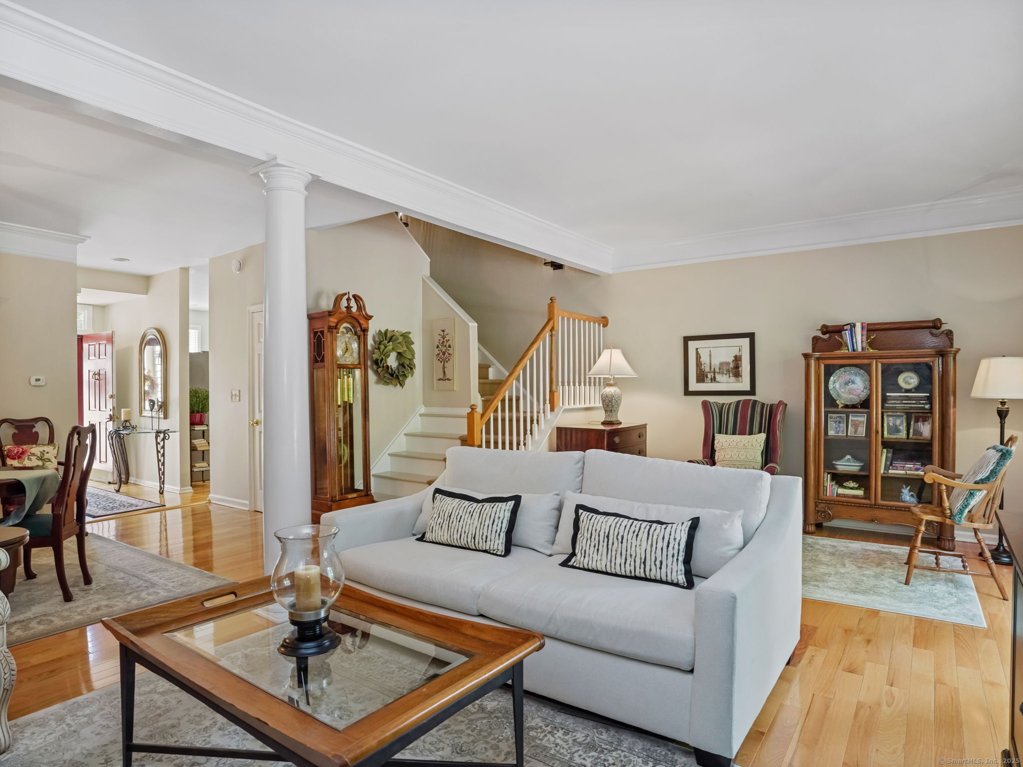 Shelton, Connecticut 06484, United States, 2 Bedrooms Bedrooms, ,3 BathroomsBathrooms,Residential,Pending,210680