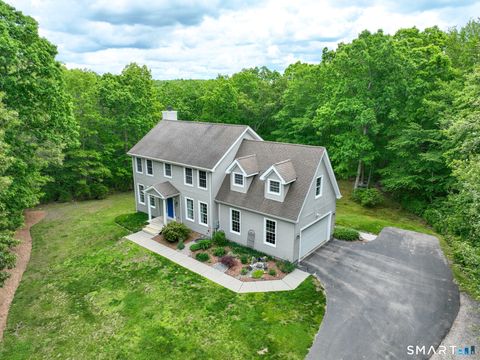 Homes For Sale - 120 Lakeside Drive<br/> North Stonington, CT 06359