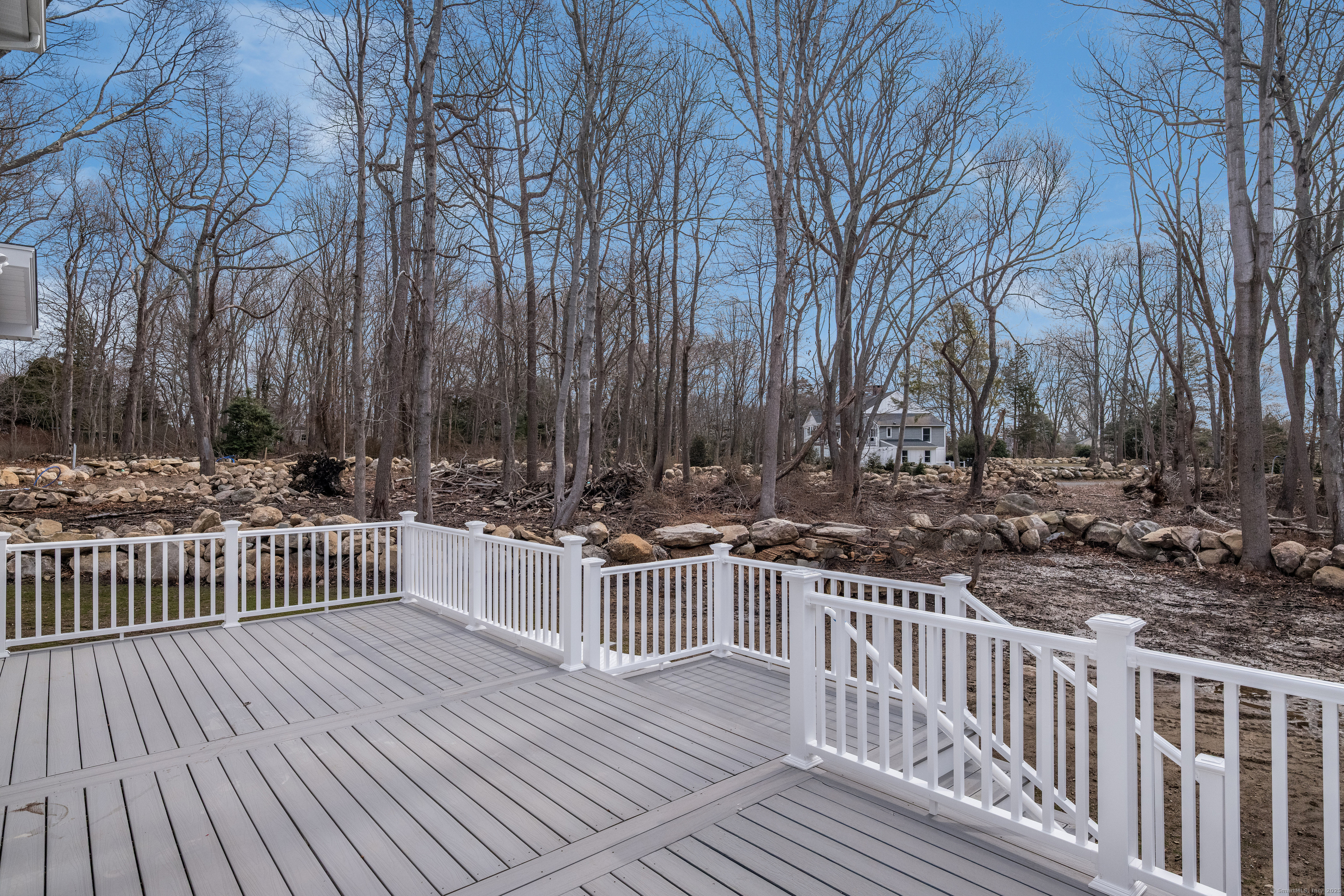 Groton, Connecticut 06355, United States, 5 Bedrooms Bedrooms, ,5 BathroomsBathrooms,Residential,Active,243658