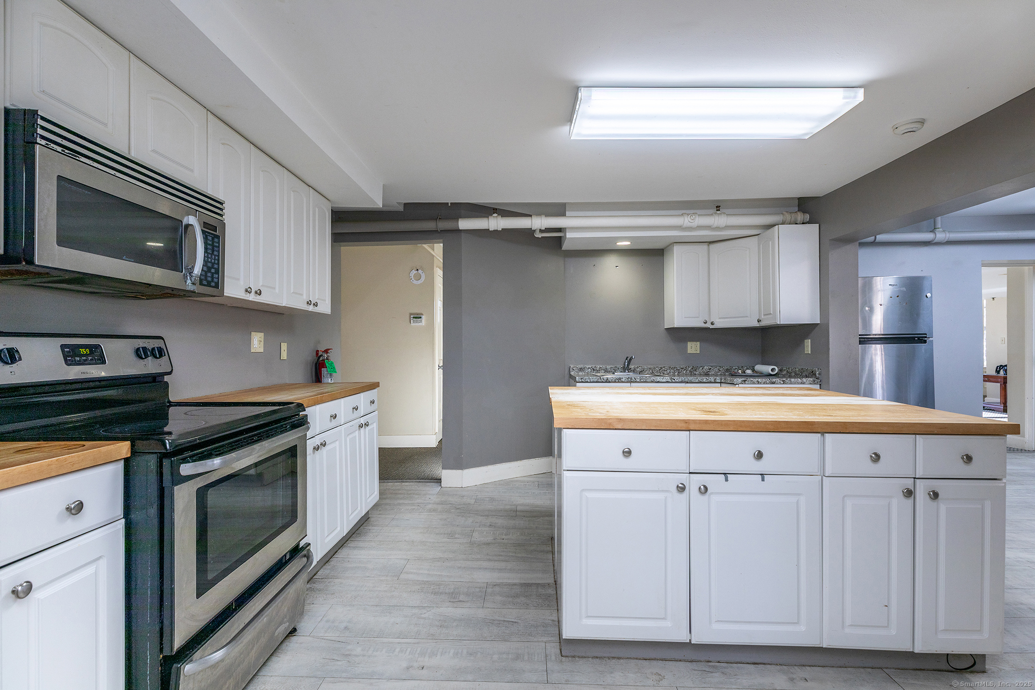 77 New Milford Turnpike, Washington, Connecticut image 8