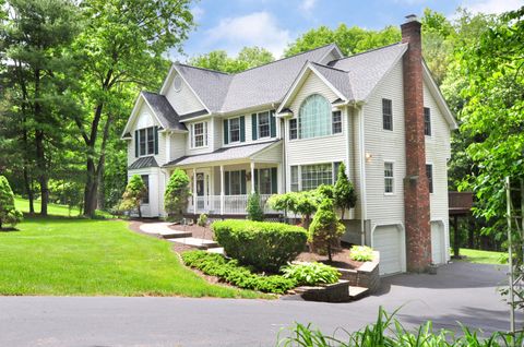 18 Bayberry Lane New Milford CT 06776