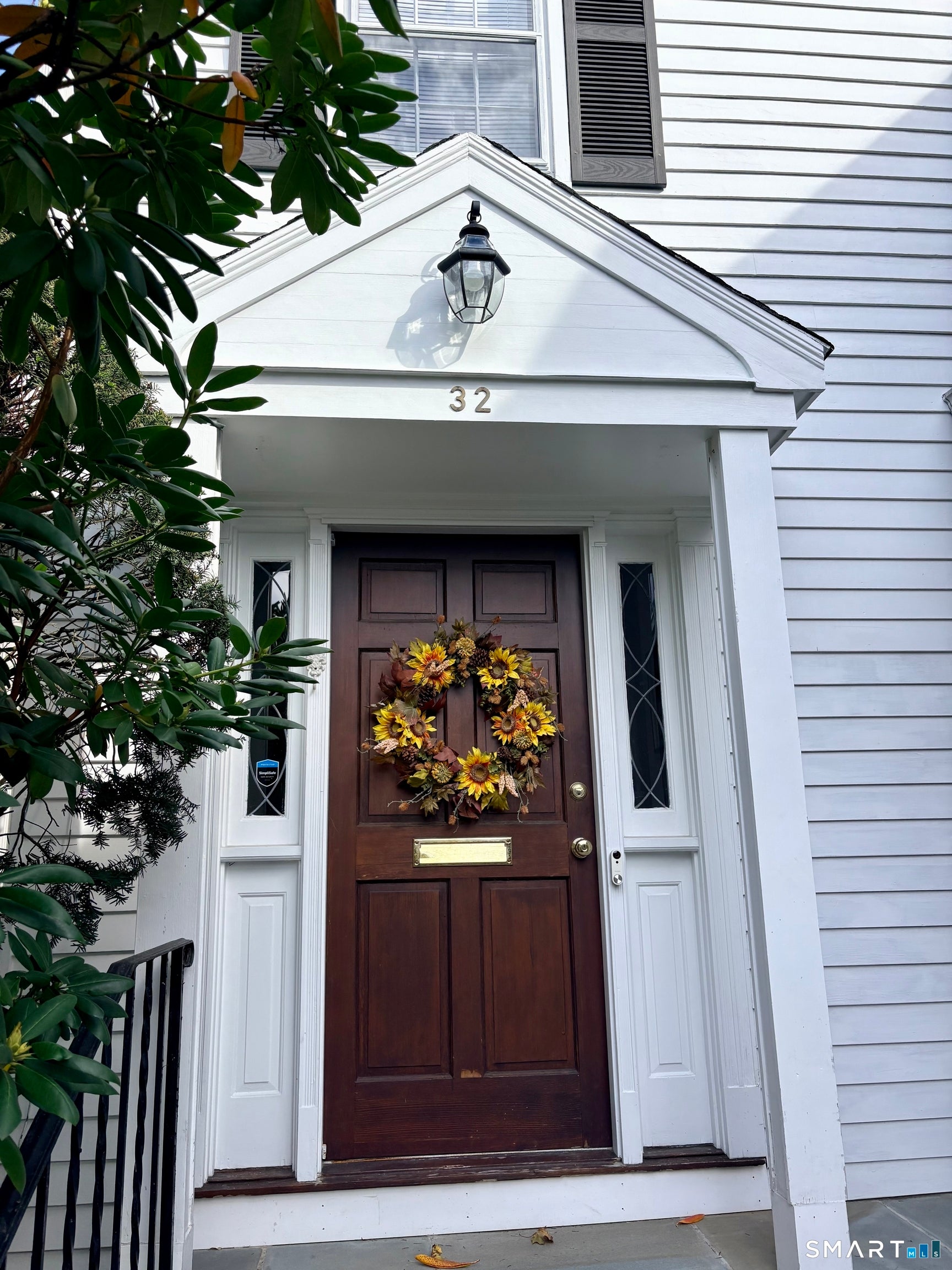 32 Bank Street 32