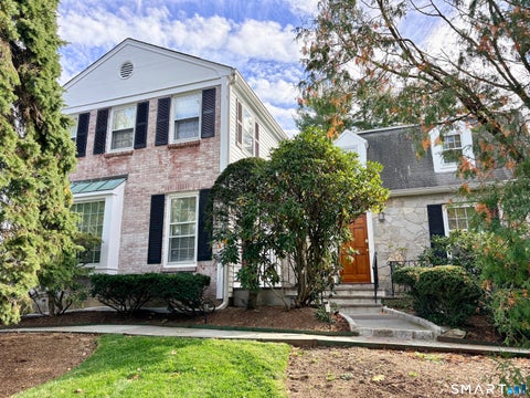 Photo of 32 Bank Street #32, New Canaan, CT 06840 (MLS # 24215115)