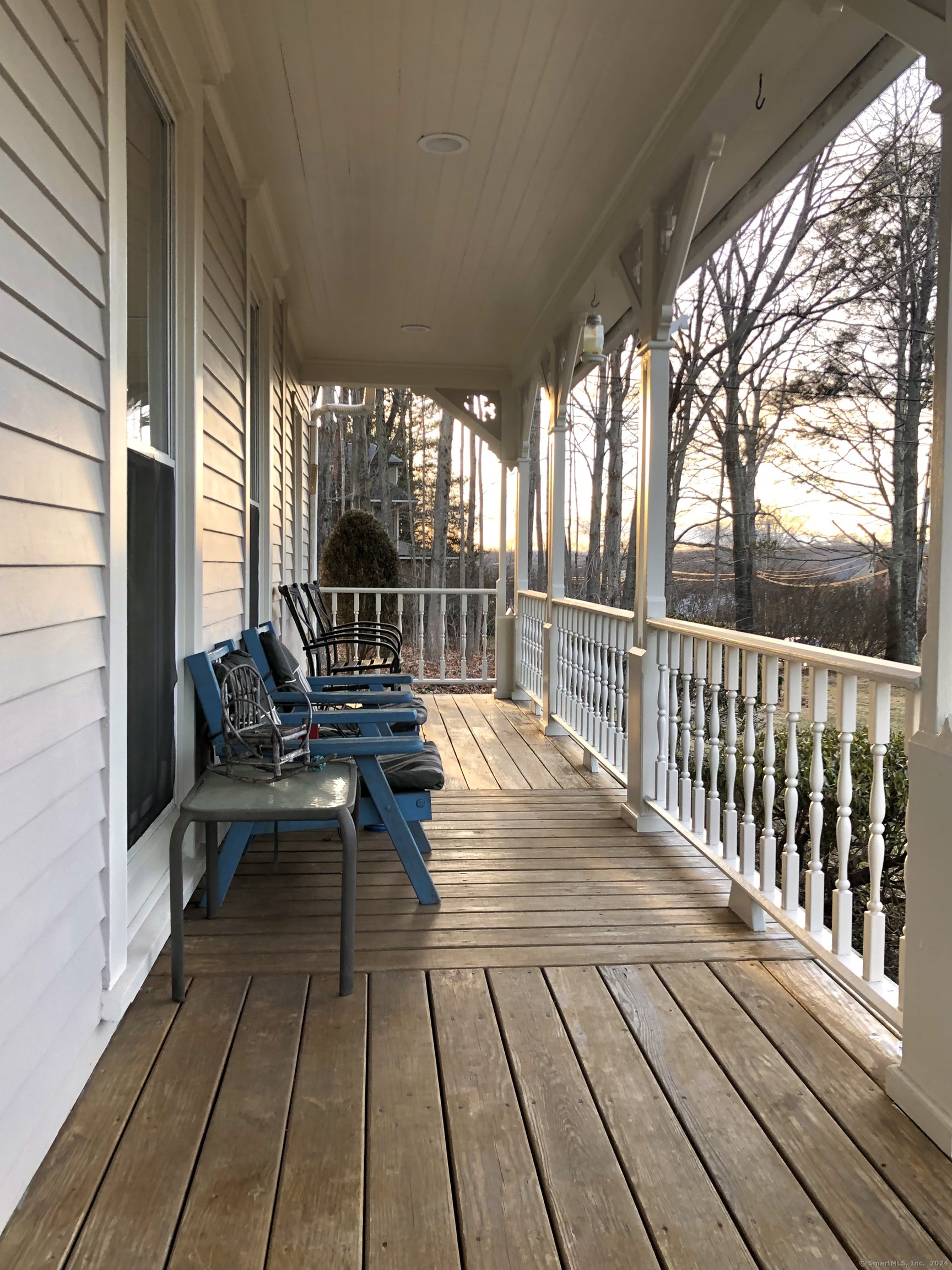 East Haddam, Connecticut 06469, United States, 1 Bedroom Bedrooms, ,1 BathroomBathrooms,Residential,Pending,109281