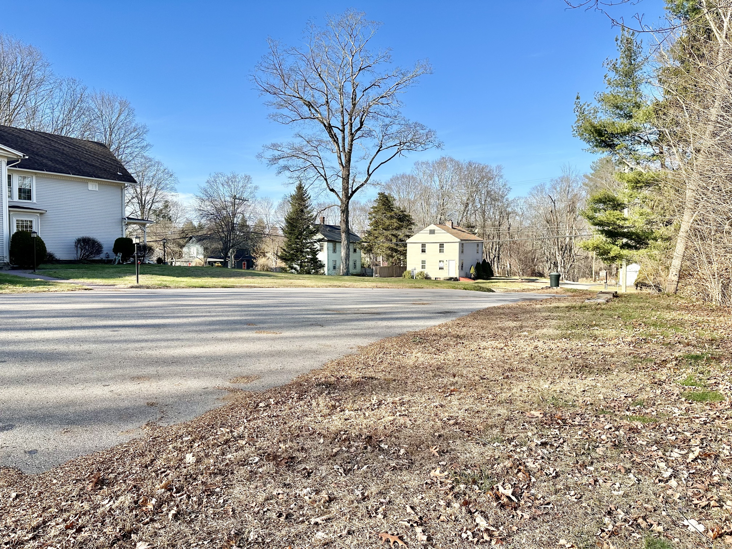 East Haddam, Connecticut 06469, United States, 1 Bedroom Bedrooms, ,1 BathroomBathrooms,Residential,Pending,109281