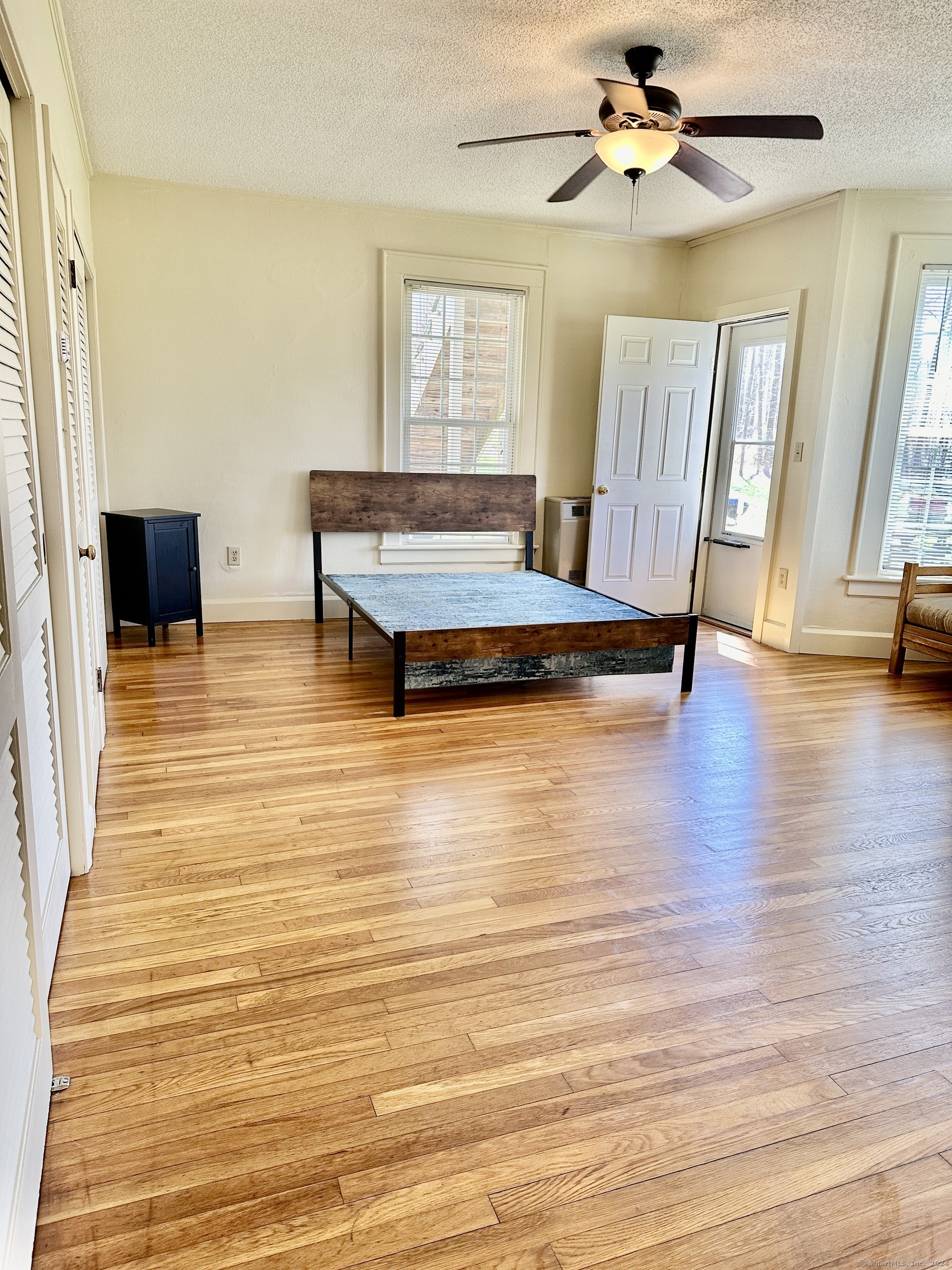 East Haddam, Connecticut 06469, United States, 1 Bedroom Bedrooms, ,1 BathroomBathrooms,Residential,Pending,109281