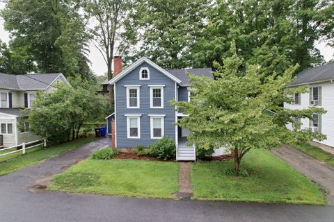 A home in Thomaston