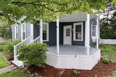 A home in Thomaston