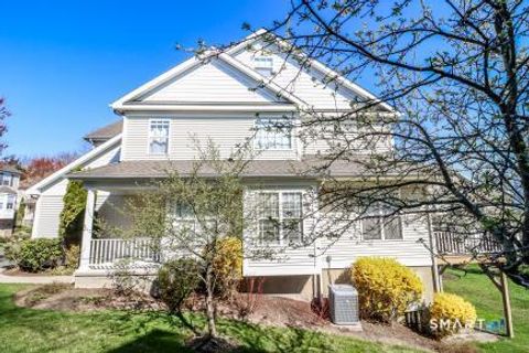 Photo of 61 Woodcrest Lane #61, Danbury, CT 06810 (MLS # 24167423)