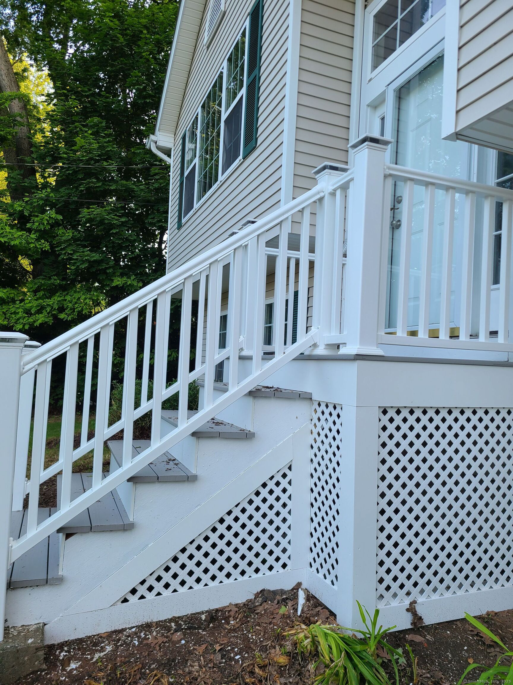 24 Wiscassett Avenue