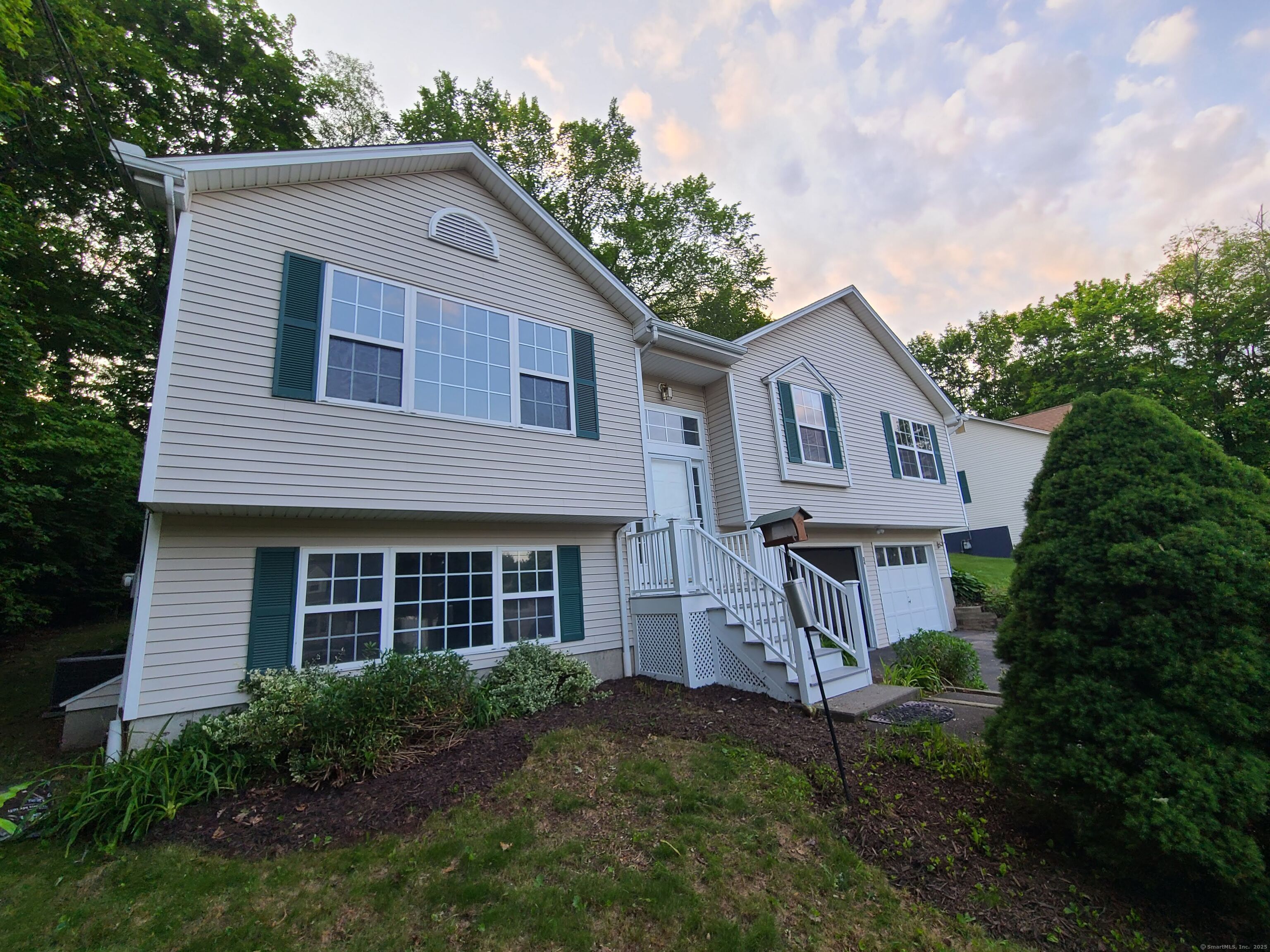 24 Wiscassett Avenue