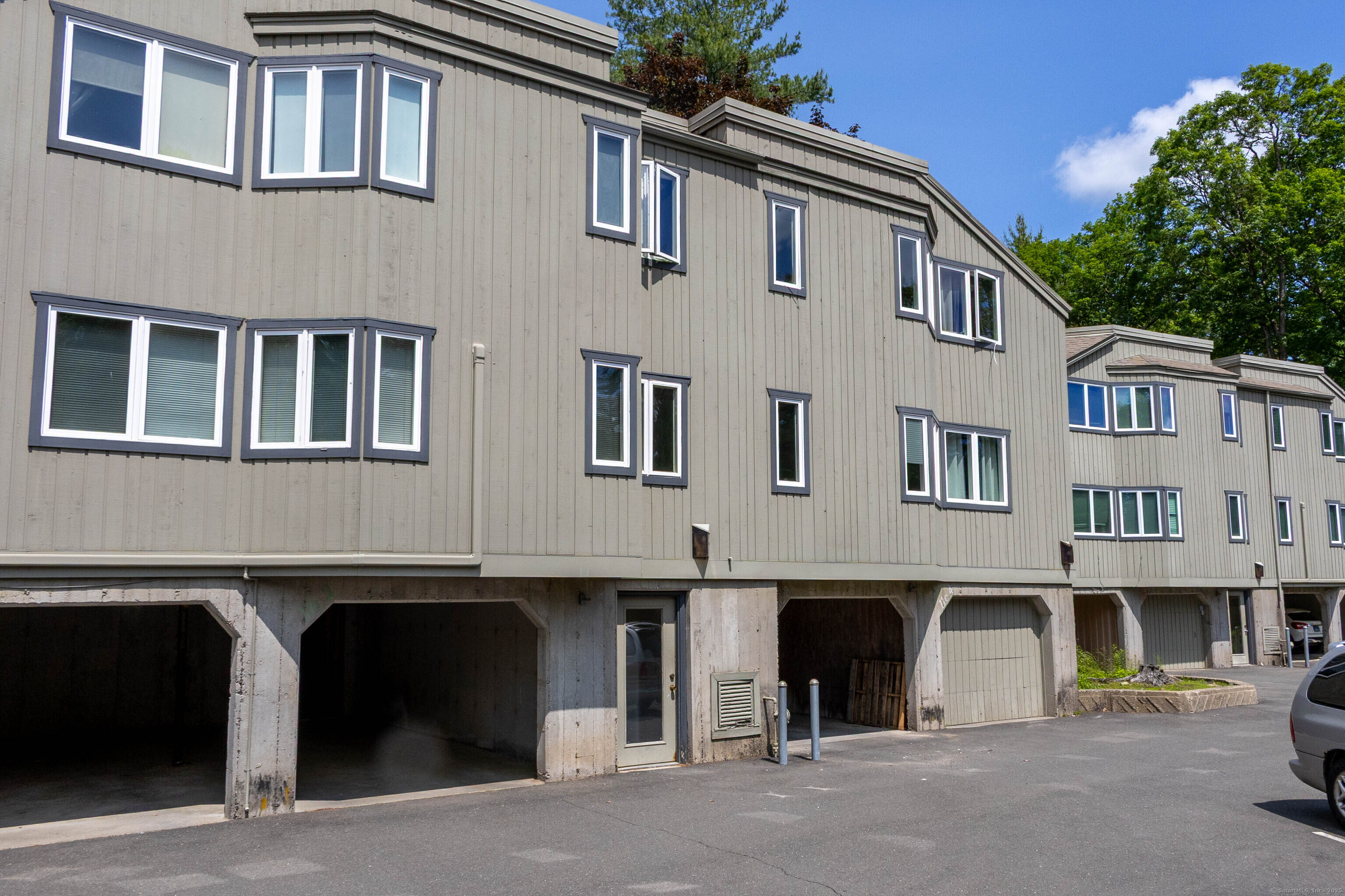11 Byrne Court #C2, Farmington, Connecticut image 24