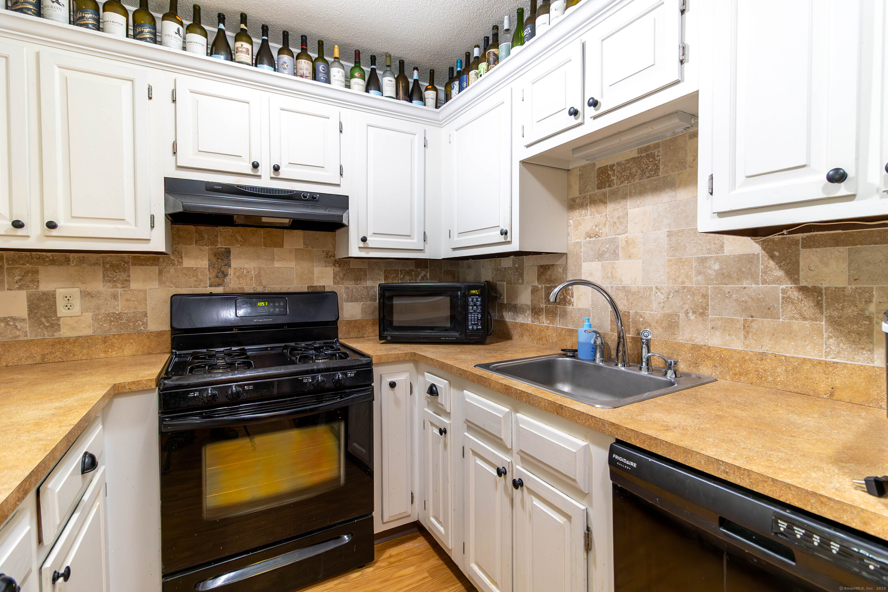 11 Byrne Court #C2, Farmington, Connecticut image 8